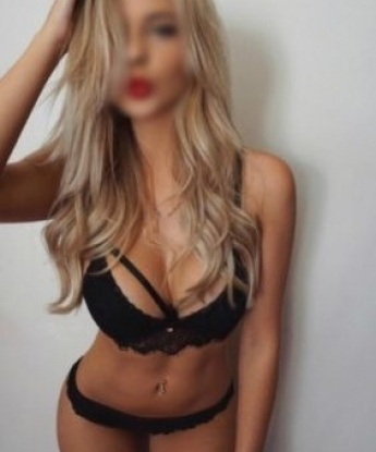 Александра, 28 лет, 2 размер груди